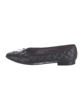 Chanel Interlocking CC Logo Leather Ballet Flats