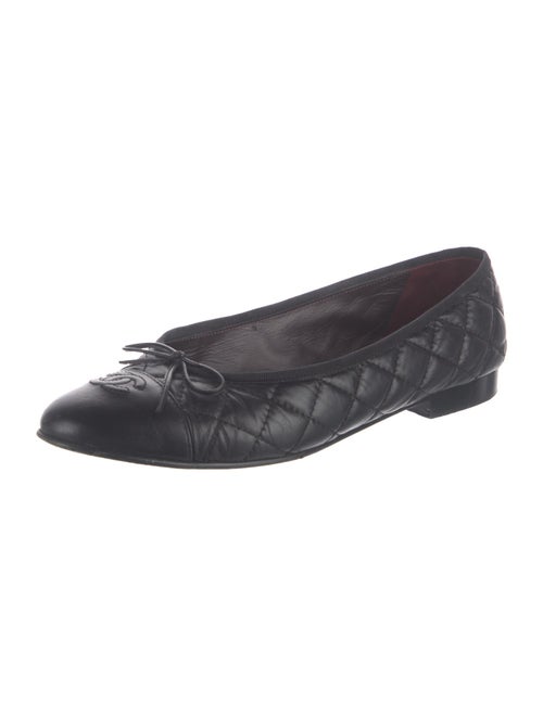 Chanel Interlocking CC Logo Leather Ballet Flats