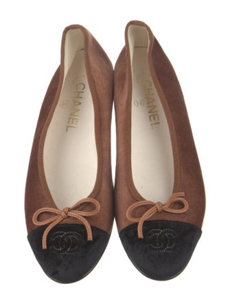 Chanel 2024 Interlocking CC Logo Ballet Flats