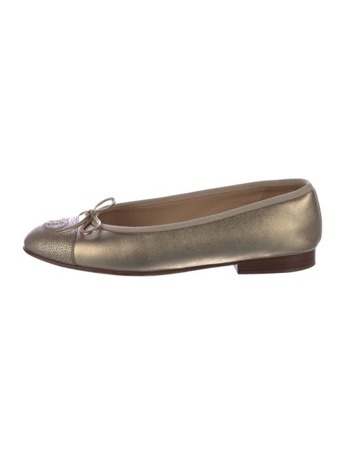 Chanel Interlocking CC Logo Leather Ballet Flats