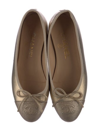 Chanel Interlocking CC Logo Leather Ballet Flats