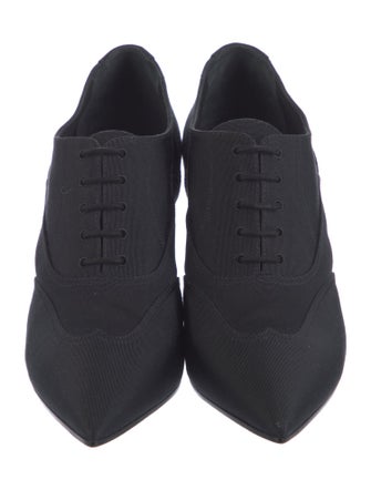 Chanel 2018 Interlocking CC Logo Pumps