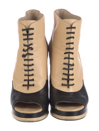 Chanel Interlocking CC Logo Leather Lace-Up Boots