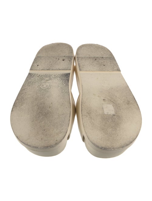Chanel 2022 Leather Slides