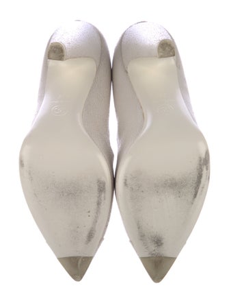 Chanel 2014 Interlocking CC Logo Pumps