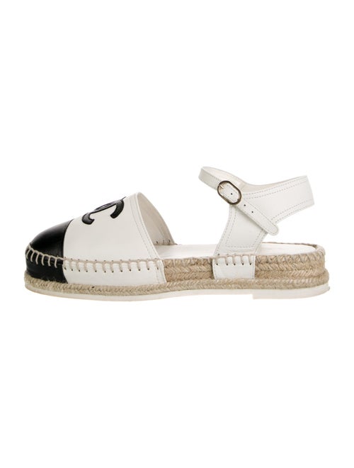 Chanel 2020 Interlocking CC Logo Espadrilles