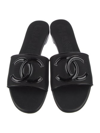 Chanel 2023 Interlocking CC Logo Slides