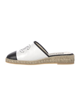 Chanel Interlocking CC Logo Patent Leather Espadrilles