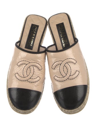 Chanel 2023 Interlocking CC Logo Espadrilles