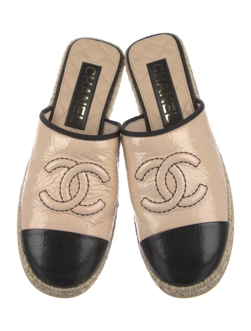 Chanel 2023 Interlocking CC Logo Espadrilles