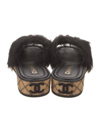 Chanel 2022 Interlocking CC Logo Espadrilles