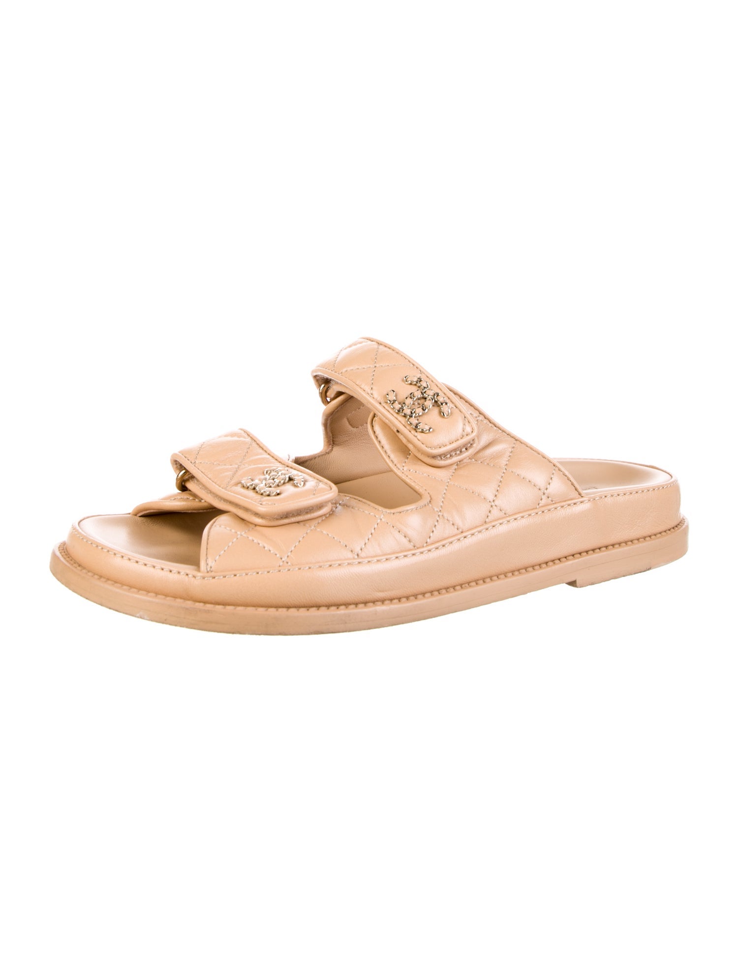 Chanel 2024 Gate No. 5 Slides