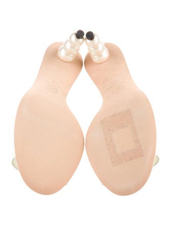 Chanel 2023 Interlocking CC Logo Slides