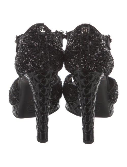 Chanel Interlocking CC Logo Sequins D'Orsay Pumps
