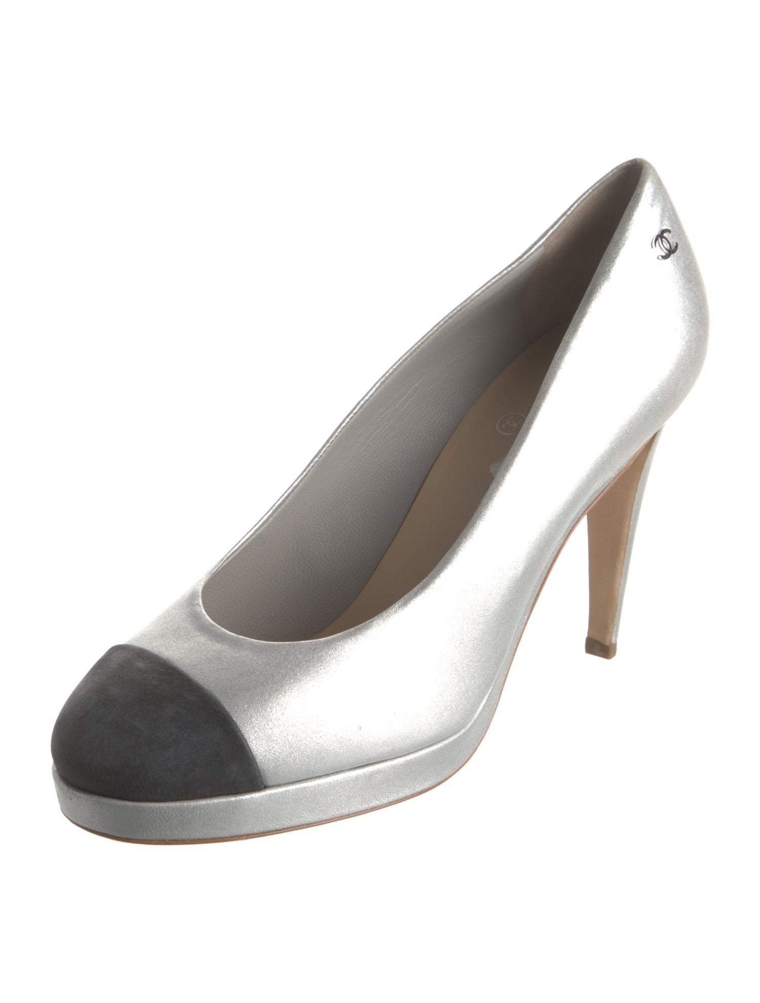 Chanel 2015 Interlocking CC Logo Pumps