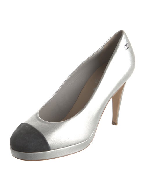 Chanel 2015 Interlocking CC Logo Pumps