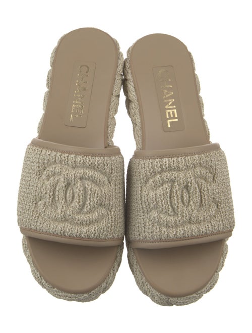Chanel 2025 Interlocking CC Logo Espadrilles