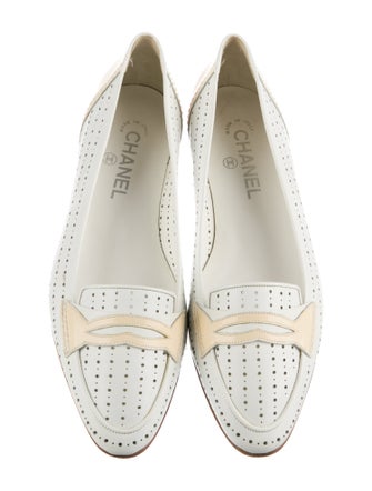 Chanel 2003 Interlocking CC Logo Flats