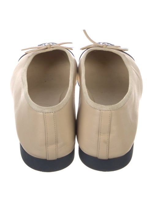 Chanel Interlocking CC Logo Leather Ballet Flats