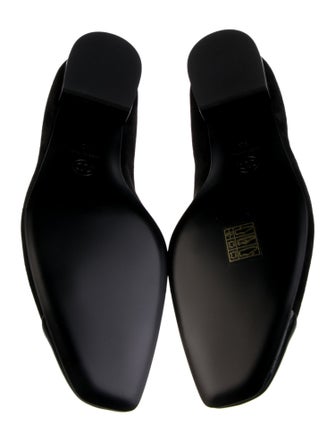 Chanel 2021 Interlocking CC Logo Loafers