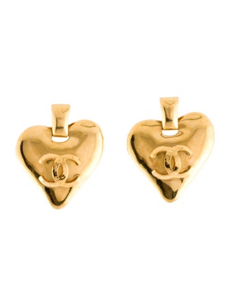 Chanel Vintage CC Heart Clip-On Earrings