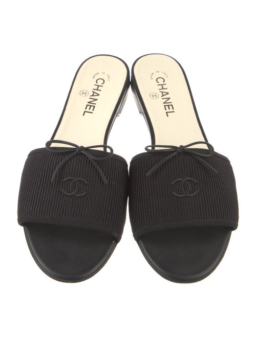 Chanel 2024 Interlocking CC Logo Slides