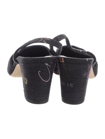 Chanel 2022 Interlocking CC Logo Slingback Pumps