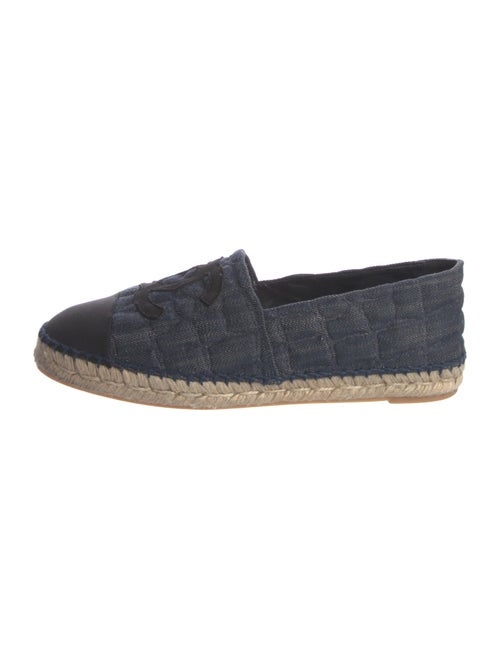 Chanel 2019 Interlocking CC Logo Espadrilles