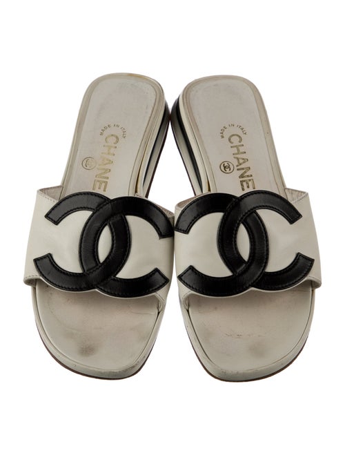 Chanel Interlocking CC Logo Leather Slides