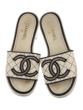 Chanel 2020 Interlocking CC Logo Slides