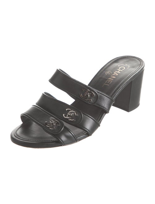 Chanel 2019 Interlocking CC Logo Slides