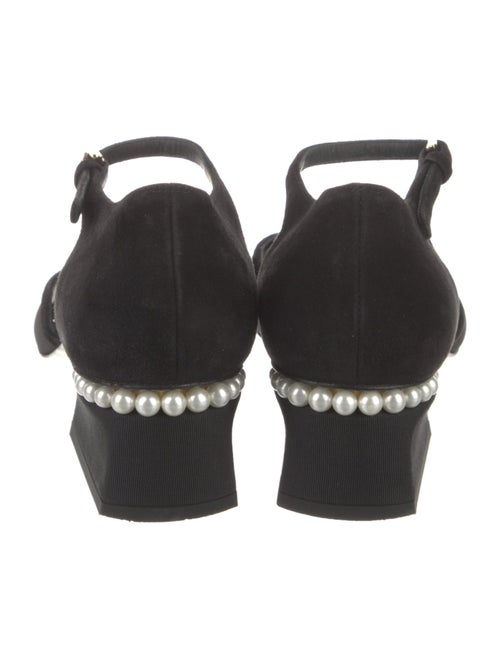 Chanel 2022 Interlocking CC Logo D'Orsay Pumps