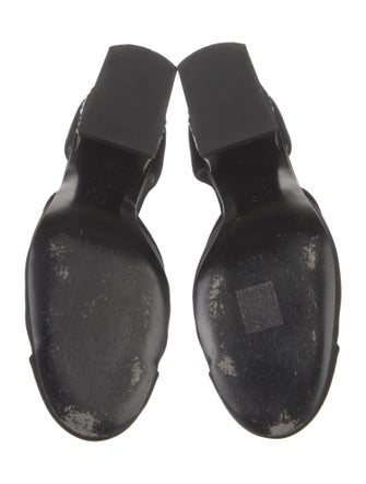 Chanel 2022 Interlocking CC Logo D'Orsay Pumps