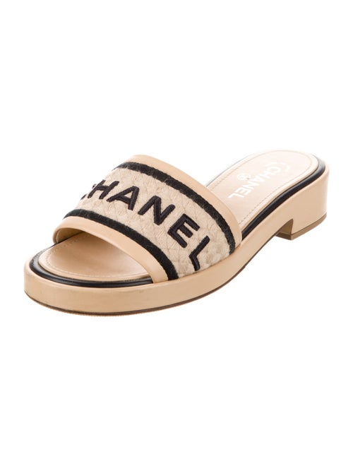 Chanel Interlocking CC Logo Leather Slides