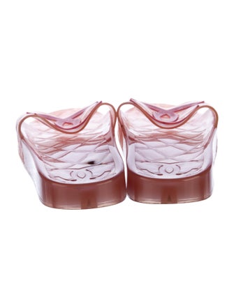 Chanel 2019 Interlocking CC Logo Slides