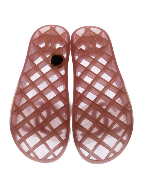 Chanel 2019 Interlocking CC Logo Slides