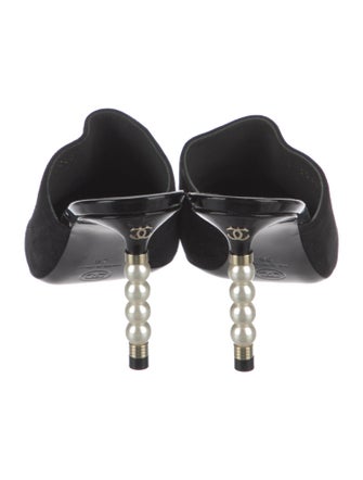 Chanel 2020 Interlocking CC Logo Mules