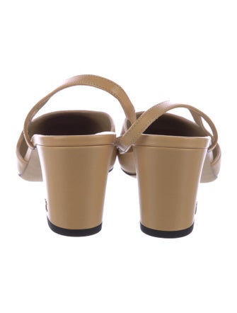 Chanel Interlocking CC Logo Lambskin Slingback Pumps