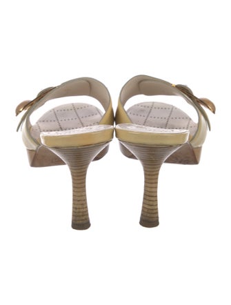 Chanel Interlocking CC Logo Patent Leather Slides