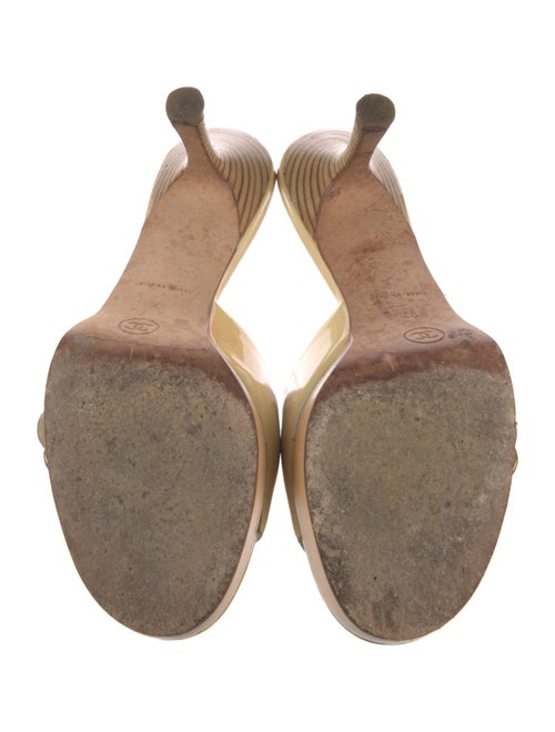 Chanel Interlocking CC Logo Patent Leather Slides