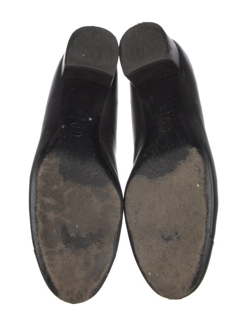 Chanel Interlocking CC Logo Leather Pumps