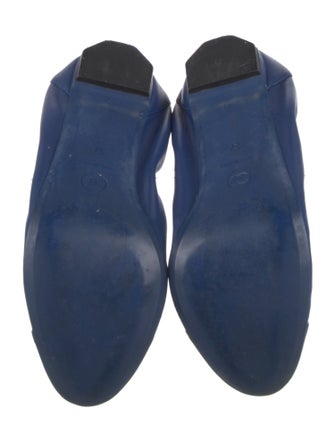 Chanel Interlocking CC Logo Leather Ballet Flats