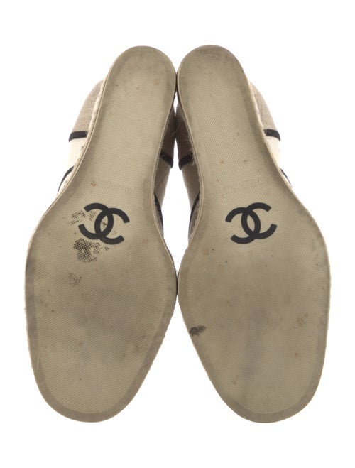 Chanel Interlocking CC Logo Canvas Pumps
