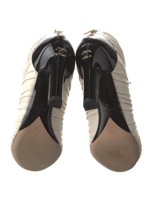 Chanel 2018 Interlocking CC Logo Mules