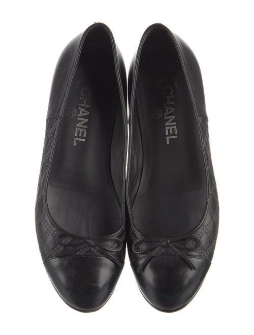 Chanel 2014 Interlocking CC Logo Ballet Flats