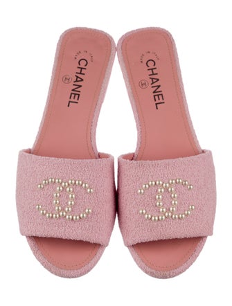 Chanel 2022 Interlocking CC Logo Slides