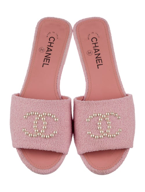 Chanel 2022 Interlocking CC Logo Slides