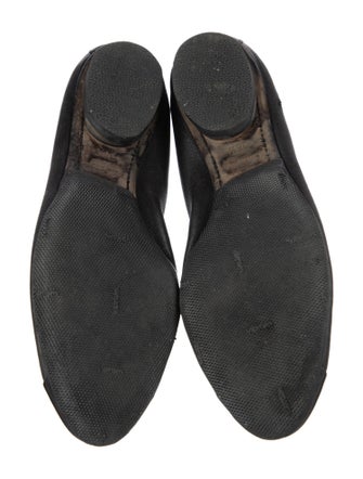 Chanel Interlocking CC Logo Leather Ballet Flats