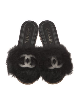 Chanel Interlocking CC Logo Shearling Slides