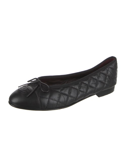 Chanel Interlocking CC Logo Leather Flats